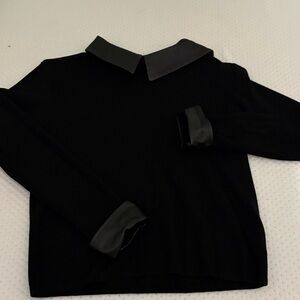 Sioni Black Sweater with Satin Collar